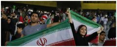 伊朗禁止女球迷进入球场，有可能取消进入世界
